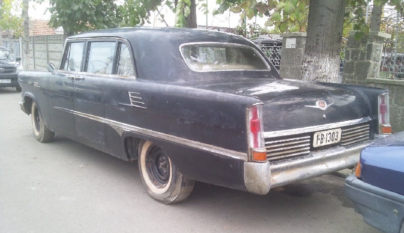 Extremely rare Hongqi CA72 pops up in Romania