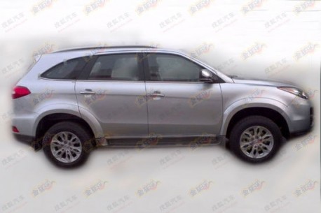 Spy Shots: facelifted Jiangling Yusheng SUV is Naked in China