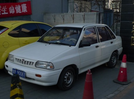 Spotted in China: Kia Pride sedan