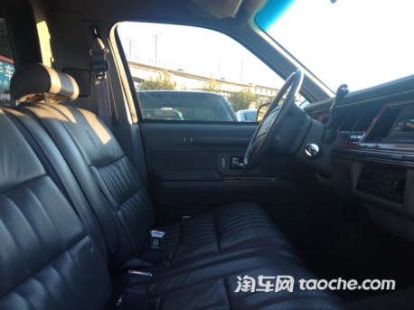 lincoln-town-car-sechand-china-3a