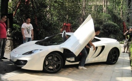 McLaren MP4-12C is Bling in China