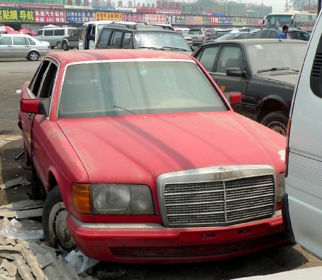Spotted in China: W126 Mercedes-Benz 280 S