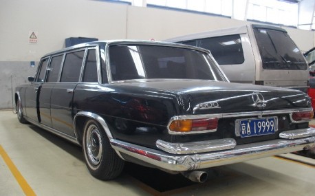 Spotted in China: W100 Mercedes-Benz 600 Pullman