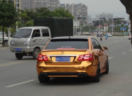 Mercedes-Benz E63 AMG is Gold in China