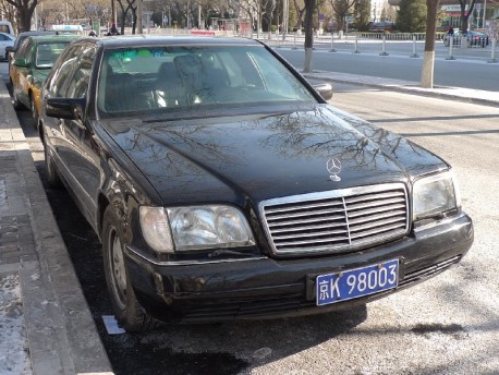 Spotted in China: W140 Mercedes-Benz S600