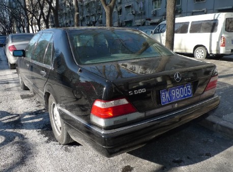 Spotted in China: W140 Mercedes-Benz S600