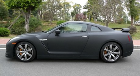 Nissan GT-R is a matte black stealth fighter in China