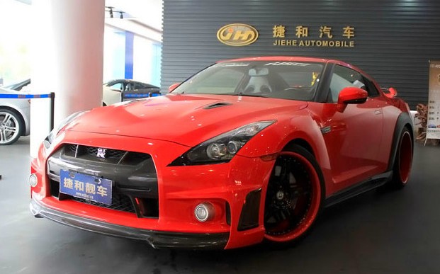 Nissan GT-R is very Red in China