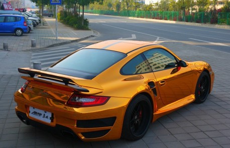 porsche-911-gold-china-4