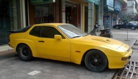 Spotted in China: Porsche 924 Carrera GT