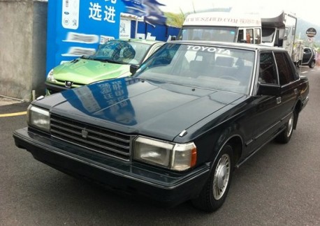 Spotted in China: S120 Toyota Crown