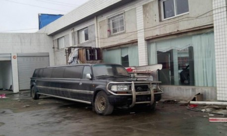 Toyota Landcruiser is a stretched limousine in China