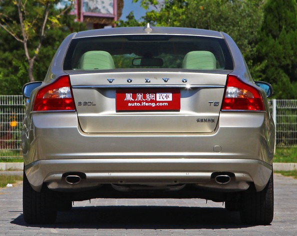 Spy Shots: facelifted Volvo S80L seen testing in China again