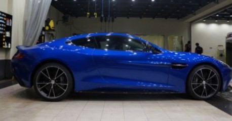 Aston Martin Vanquish in Blue in China