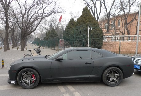 Chevrolet Camaro is carbon fiber matte black in China