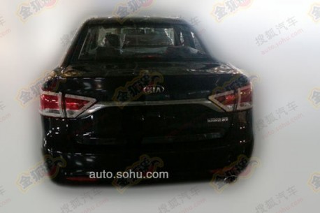 Spy Shots: facelifted Kia Forte is Naked in China