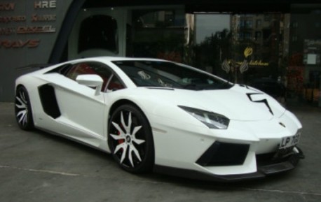 Spotted in China: Lamborghini Aventador DMC LP900-4 SV