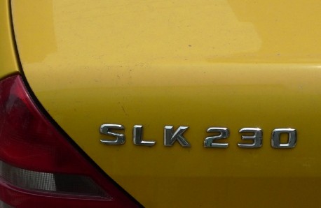 Spotted in China: first generation Mercedes-Benz SLK in Yellow