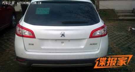 Spy Shots: Peugeot 508 RXH pops up in China