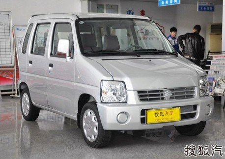 Spy Shots: Suzuki Solio testing in China