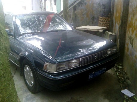 Spotted in China: Toyota Cresta Super Lucent