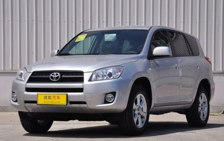 Spy Shots: new Toyota RAV4 testing in China