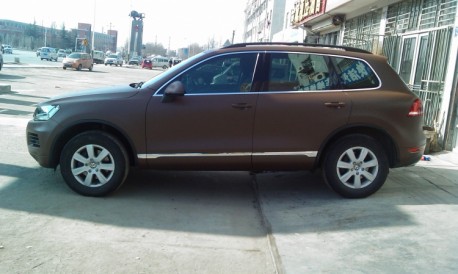 volkswagen-toureg-matte-brown-china-1a