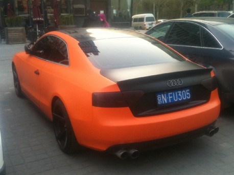 Audi S5 Coupe is matte orange & matte black in China