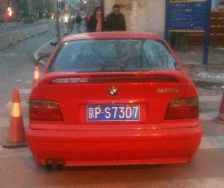 BMW 325i is red & sporty in China