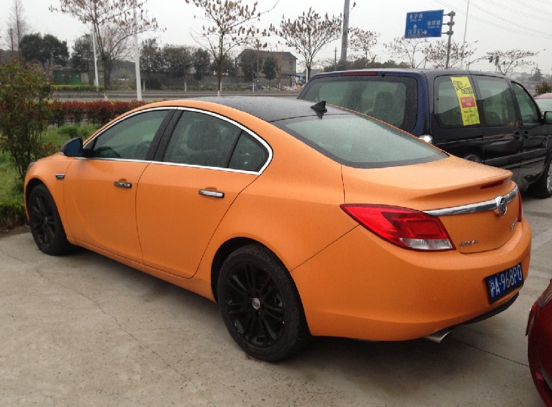 Buick Regal is matte orange in China