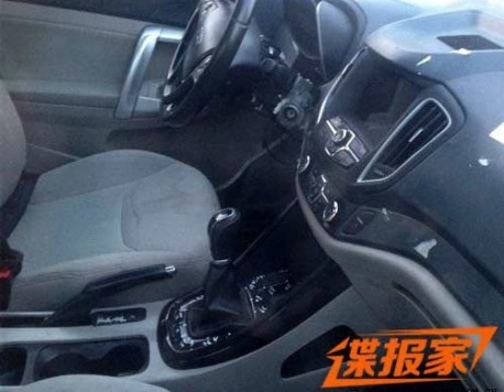 Spy Shots: Chery T21 seen testing in China