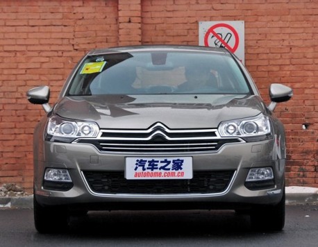 Facelifted Citroen C5 launched on the Chinese car market