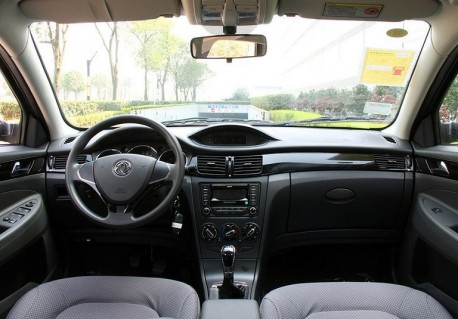 Facelifted Dongfeng Fengshen S30 from all Sides in China
