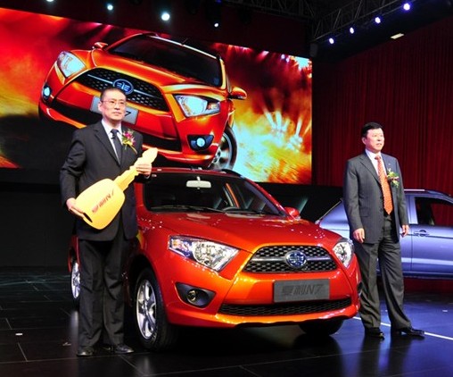 FAW-Xiali N7 hits the Chinese car market