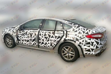 Spy Shots: Ford Mondeo seen testing in China