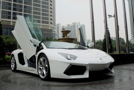 Lamborghini Aventador is White in China