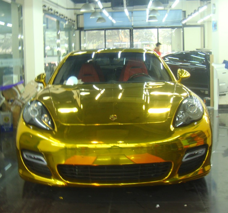 Bling! Porsche Panamera is Gold in China