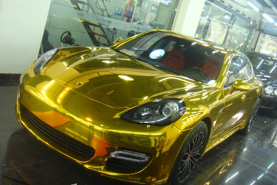 the game gold porsche panamera