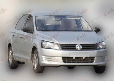 Spy Shots: new Volkswagen Santana goes Cheap in China