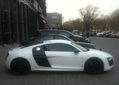 Audi R8 V10 Coupe with Black Alloys in China