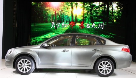 Brilliance H330 arrives at the Shanghai Auto Show