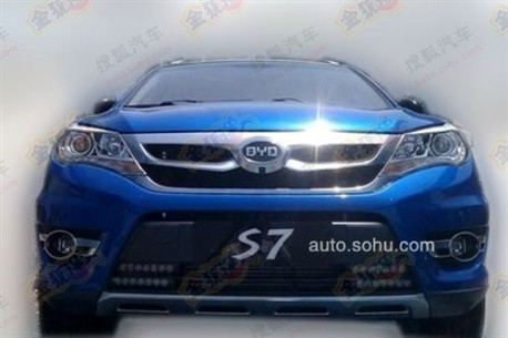 Spy Shots: BYD S7 shows up before the Shanghai Auto Show