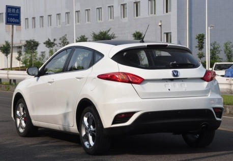 changan-eado-xt-china-white-5