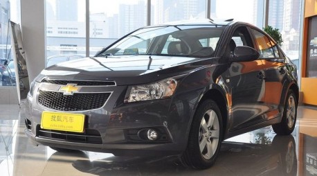 Spy Shots: Chevrolet Cruze hatchback seen testing in China