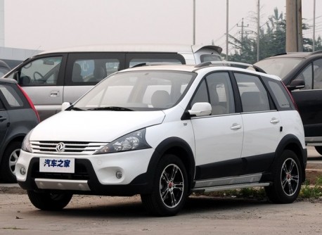 New Dongfeng-Fengxing Jingyi MPV arrives at the Shanghai Auto Show