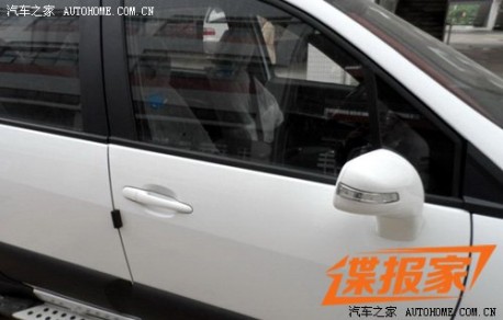 Spy Shots: new Dongfeng-Fengxing Jingyi MPV is Naked in China