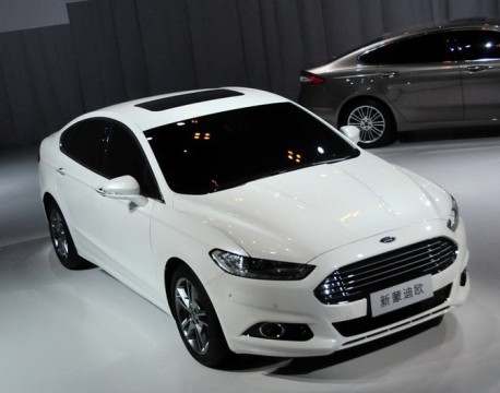 New Ford Mondeo debuts in China