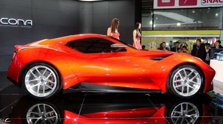 Icona Vulcano debuts in red at the Shanghai Auto Show