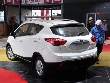 JAC Heyue S30 arrives at the Shanghai Auto Show