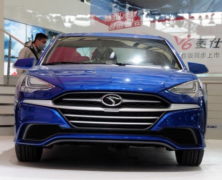 SouEast V7 concept arrives at the Shanghai Auto Show